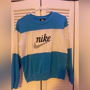 Nike crewneck